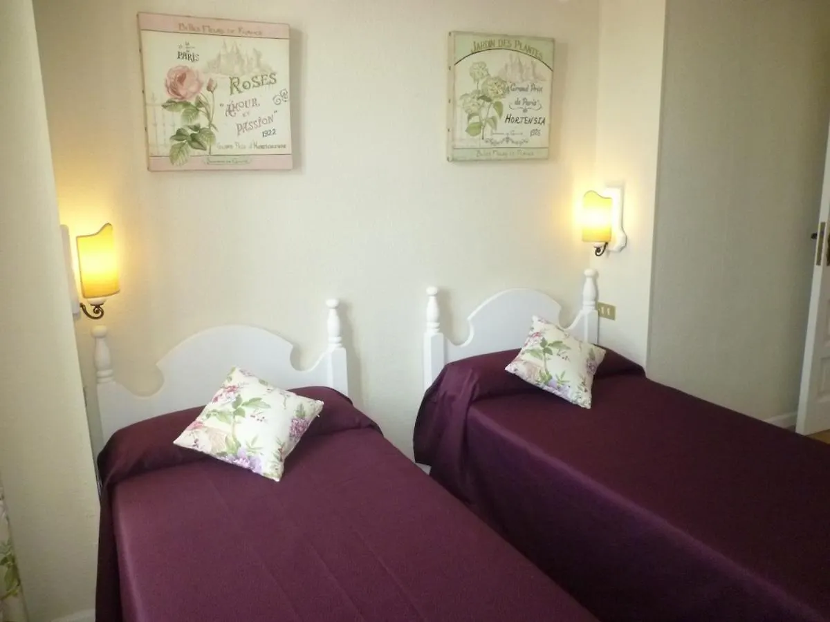 Parque Santiago II Apt 플라야데라스아메리카스 0*,  스페인