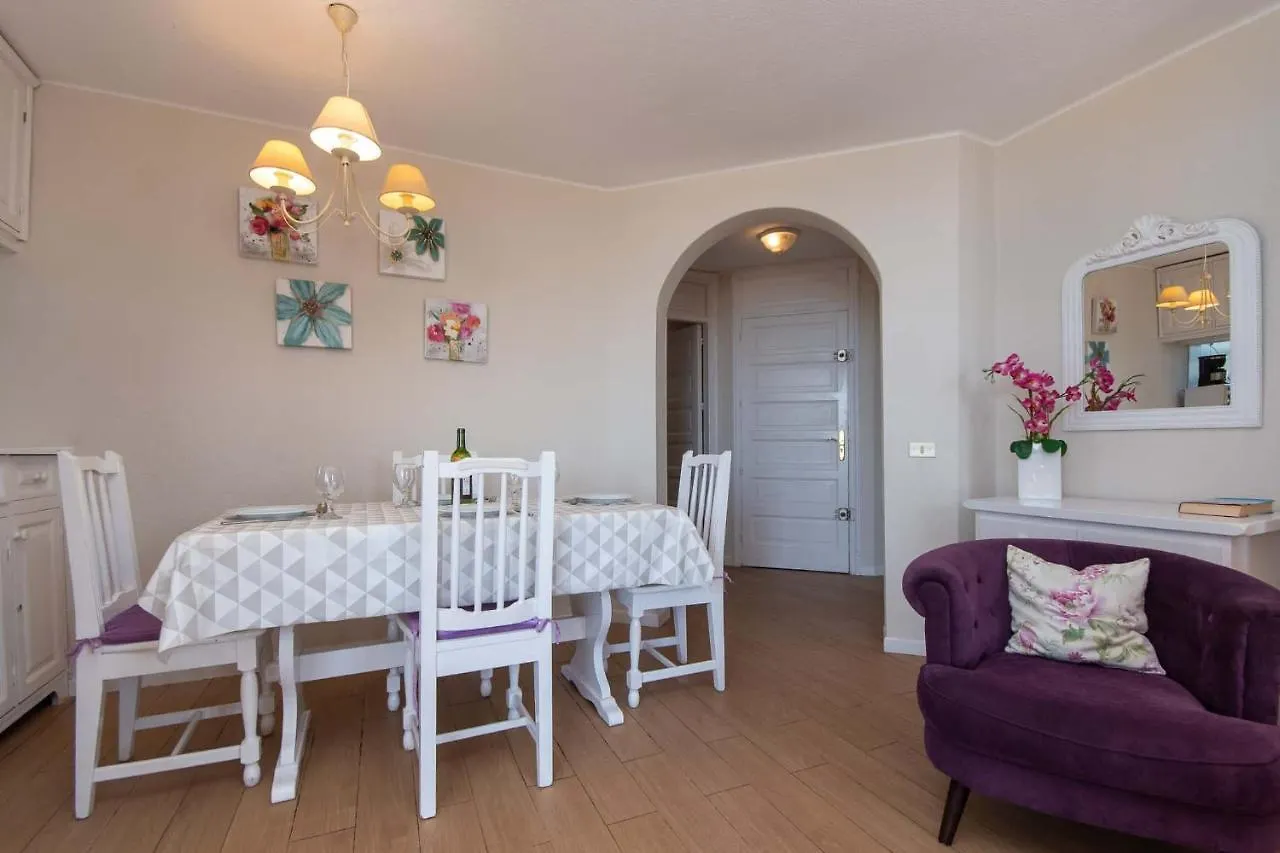 아파트 Parque Santiago II Apt 플라야데라스아메리카스