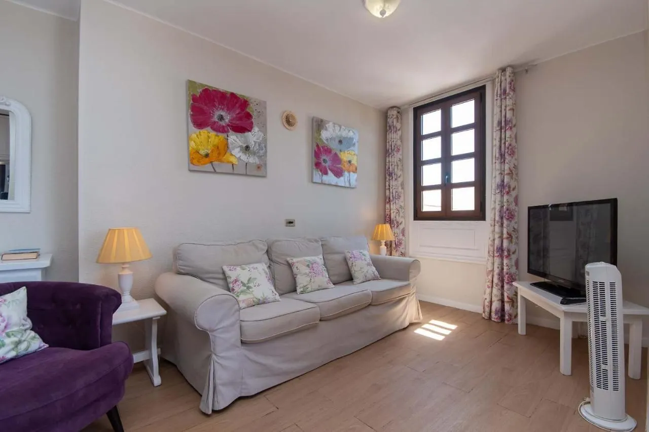 아파트 Parque Santiago II Apt 플라야데라스아메리카스